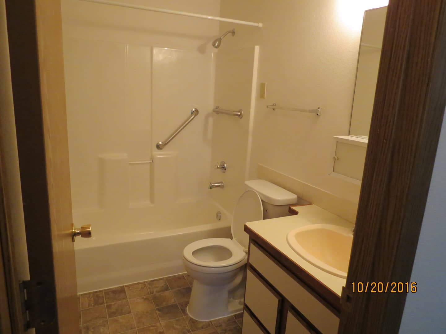Spokane Apartment: 3308 East 11th Ave