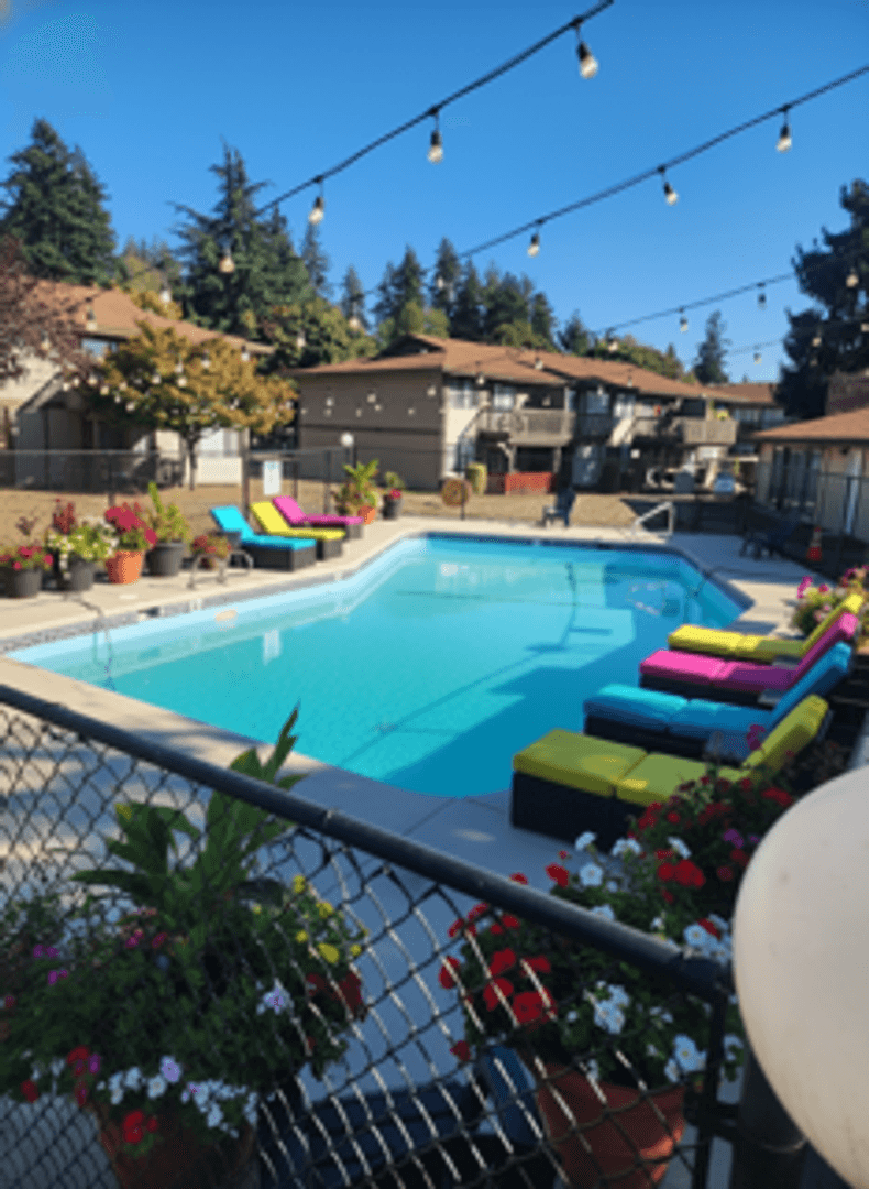 Tacoma Apartment: 1721 S 82nd Street