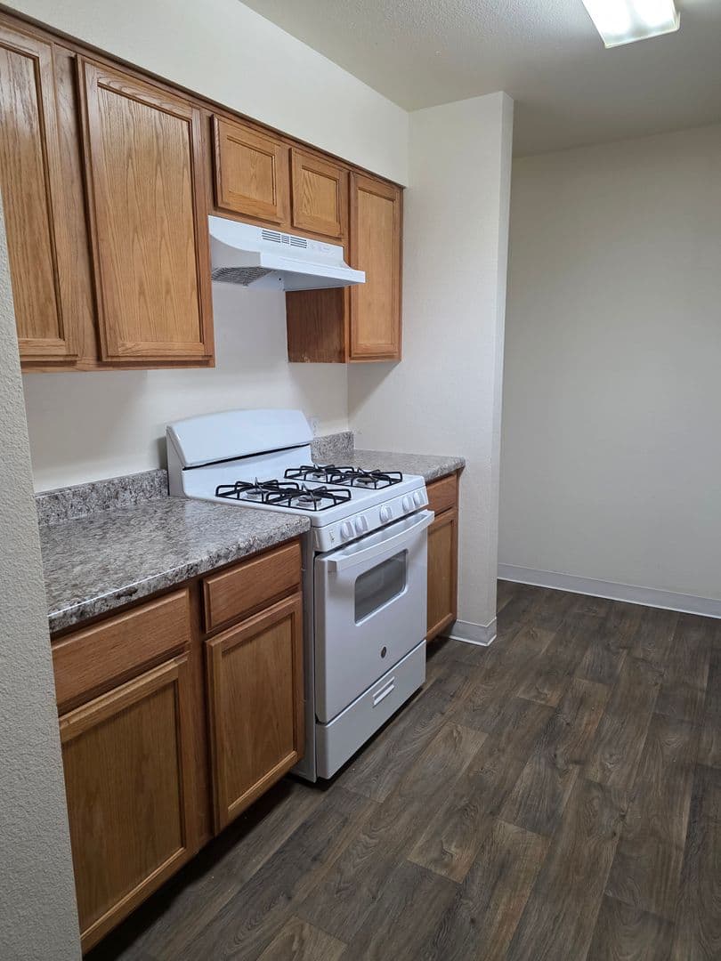 Rock Springs Apartment: 2475 Cascade Dr