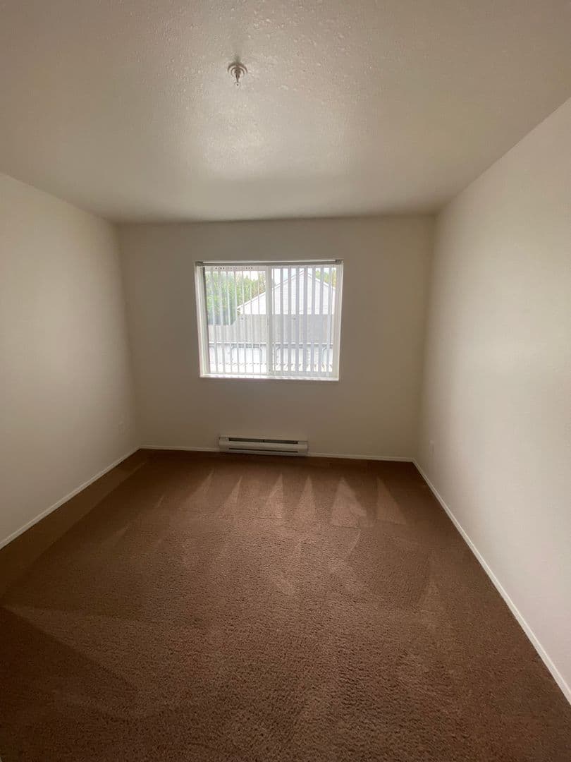 Vancouver Apartment: 4617 NE St. Johns RD.