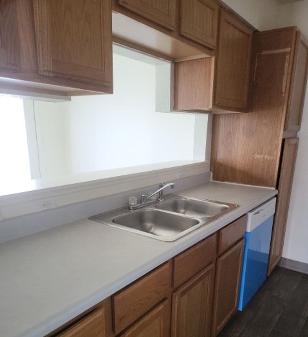 Rock Springs Apartment: 2475 Cascade Dr