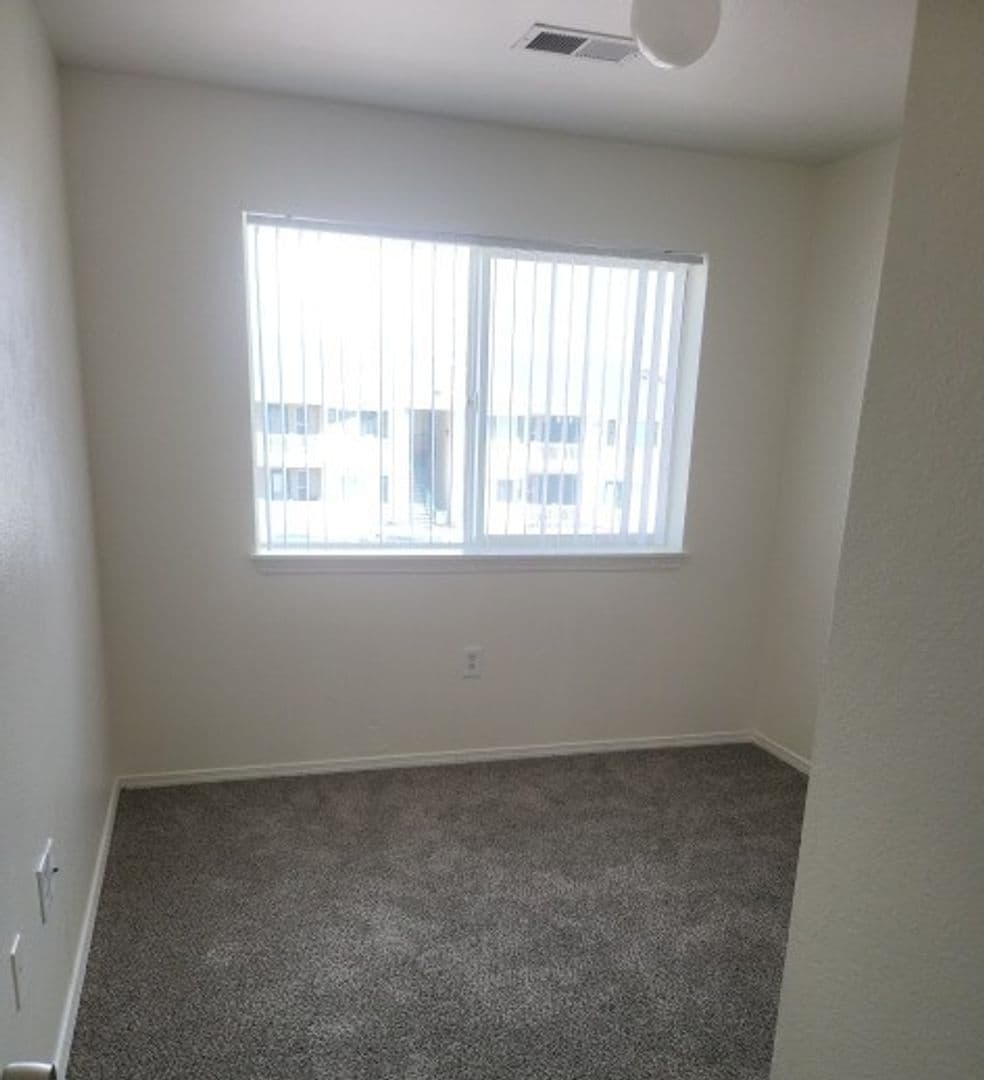 Rock Springs Apartment: 2475 Cascade Dr