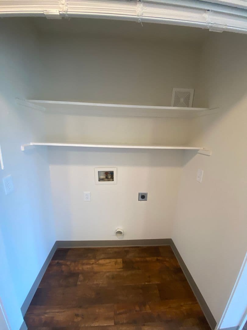 Vancouver Apartment: 4617 NE St. Johns RD.