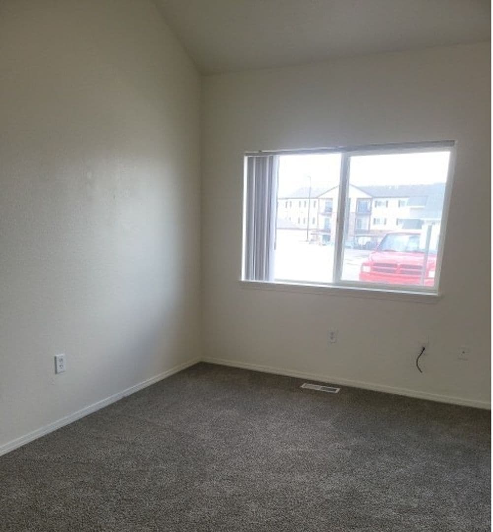 Rock Springs Apartment: 2475 Cascade Dr