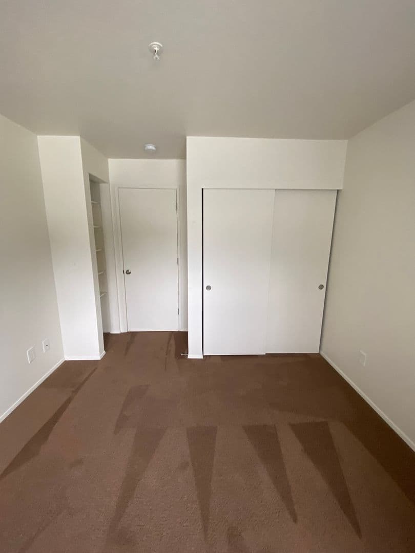 Vancouver Apartment: 4617 NE St. Johns RD.