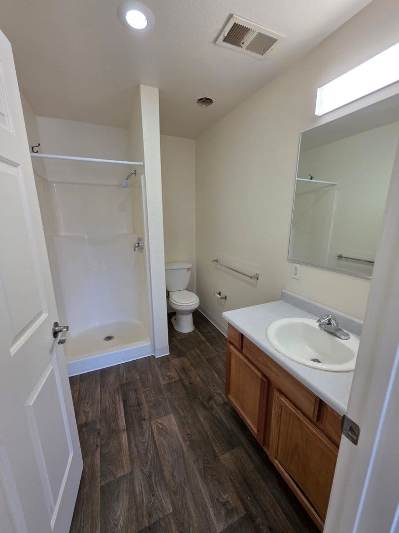 Rock Springs Apartment: 2475 Cascade Dr