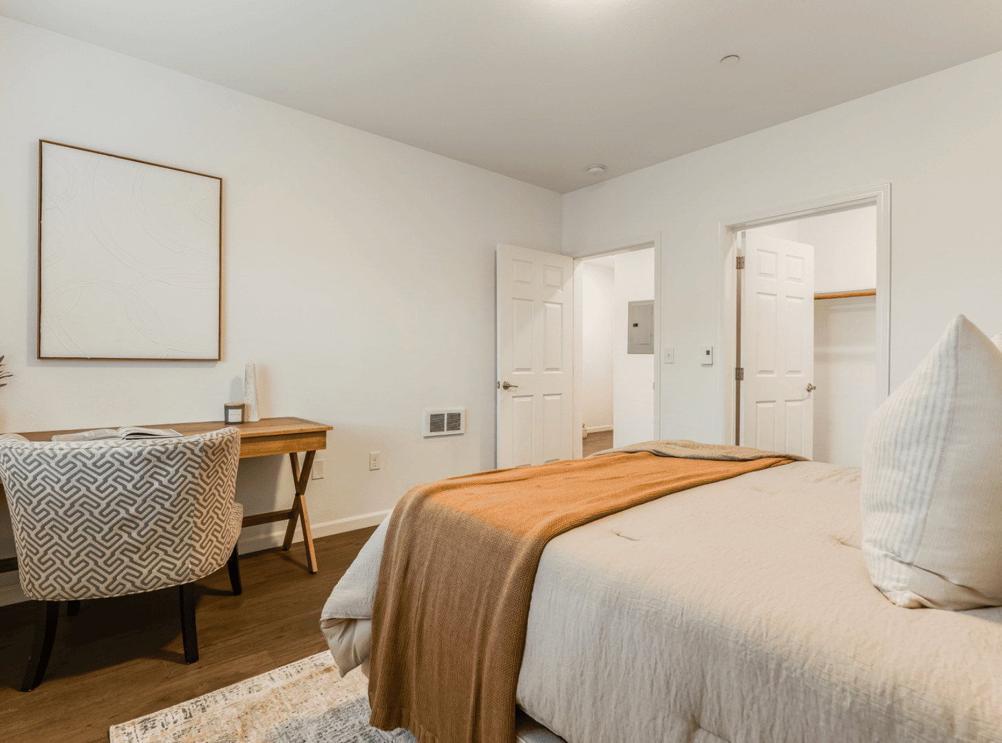 Guadalupe Apartment: 856 Pioneer St.