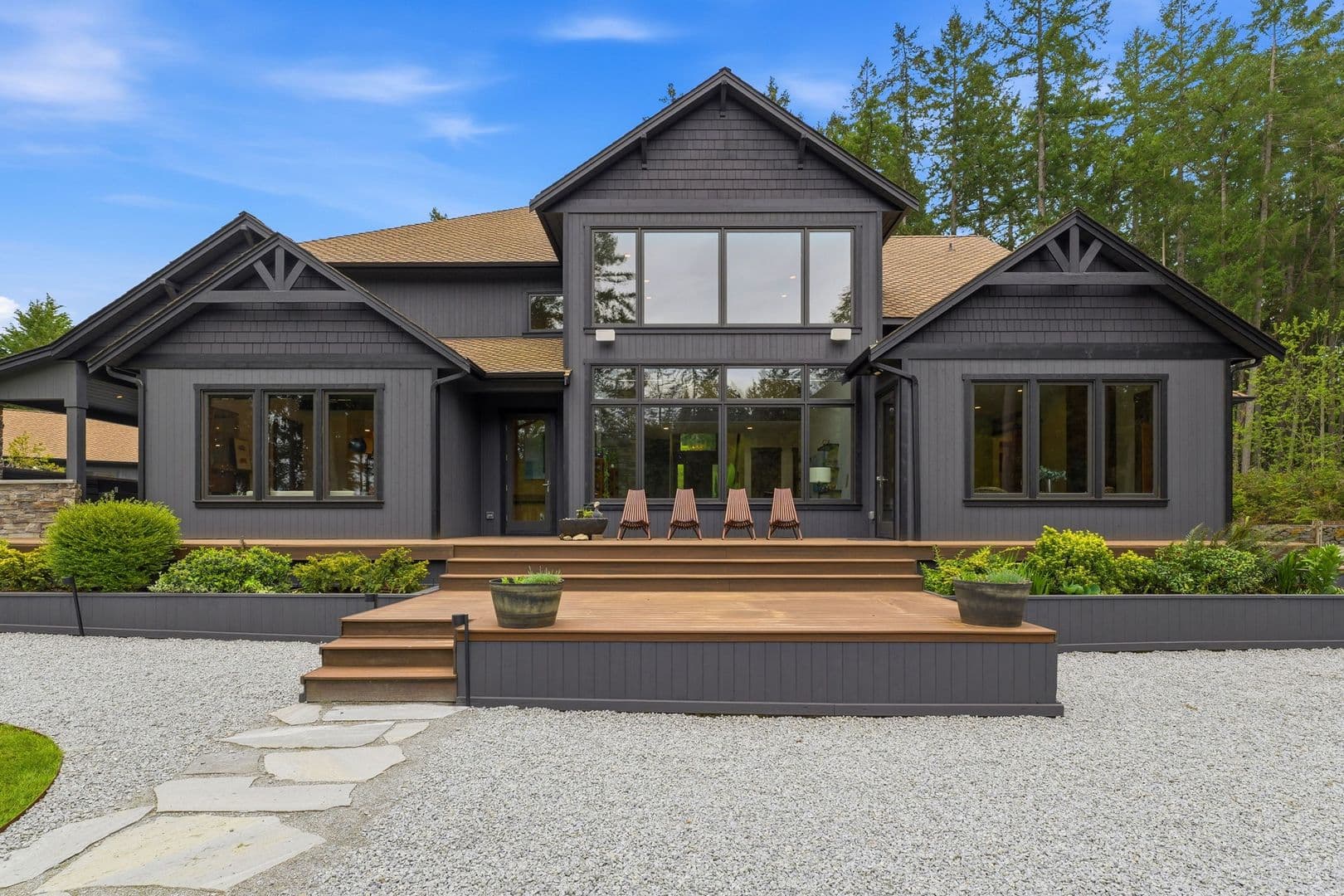 Fox Island House: 1136 14th Ave