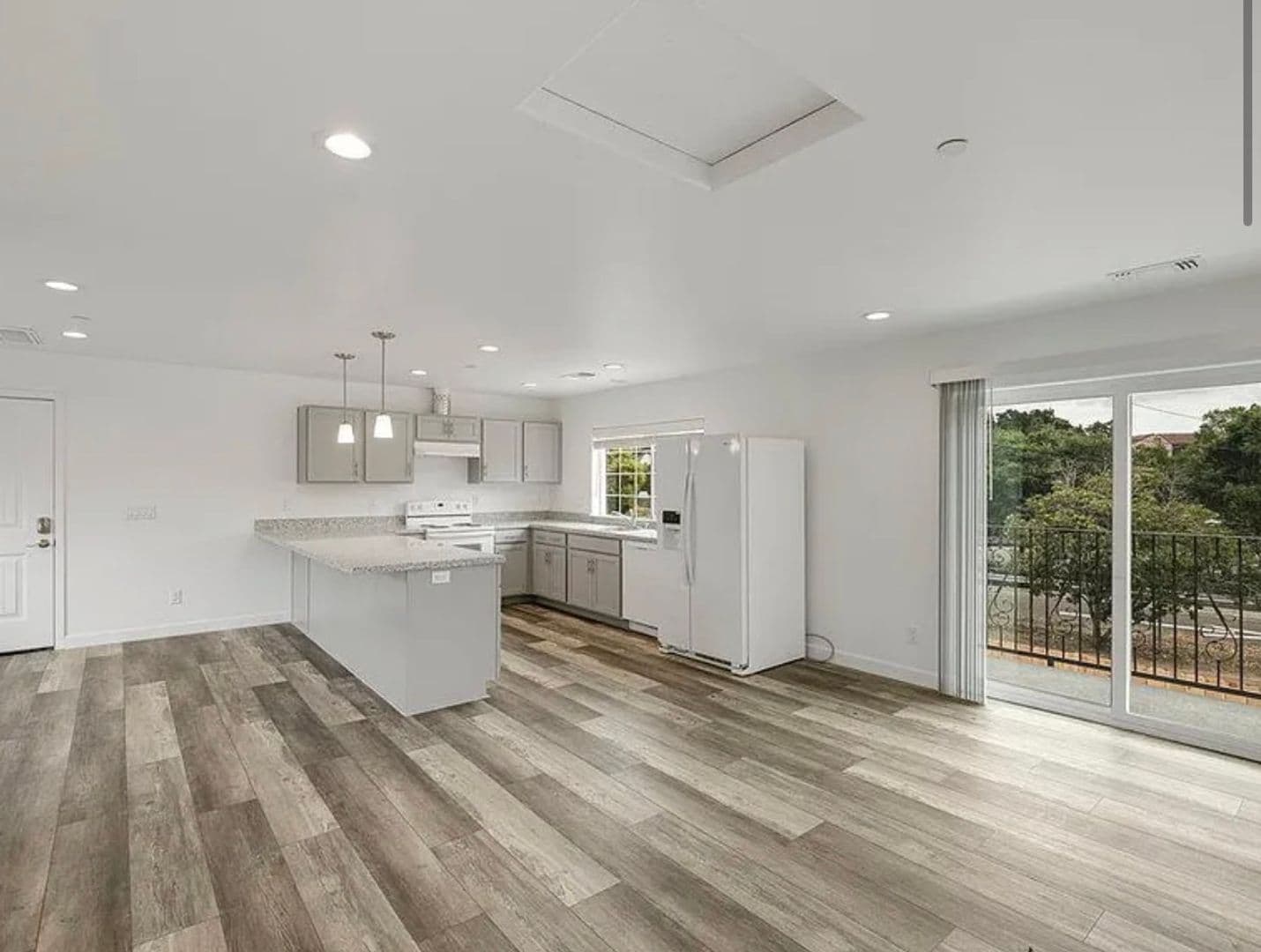 San Luis Obispo Apartment: 550 Hathaway Ave