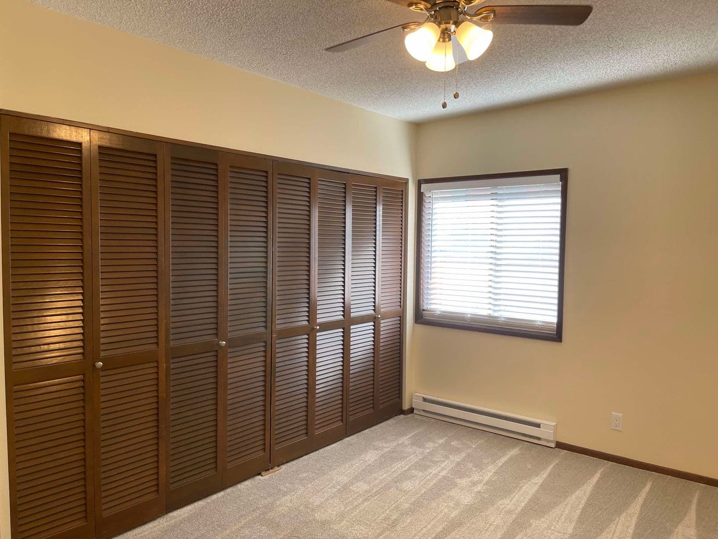 Astoria Apartment: 1015-1049 Franklin Ave