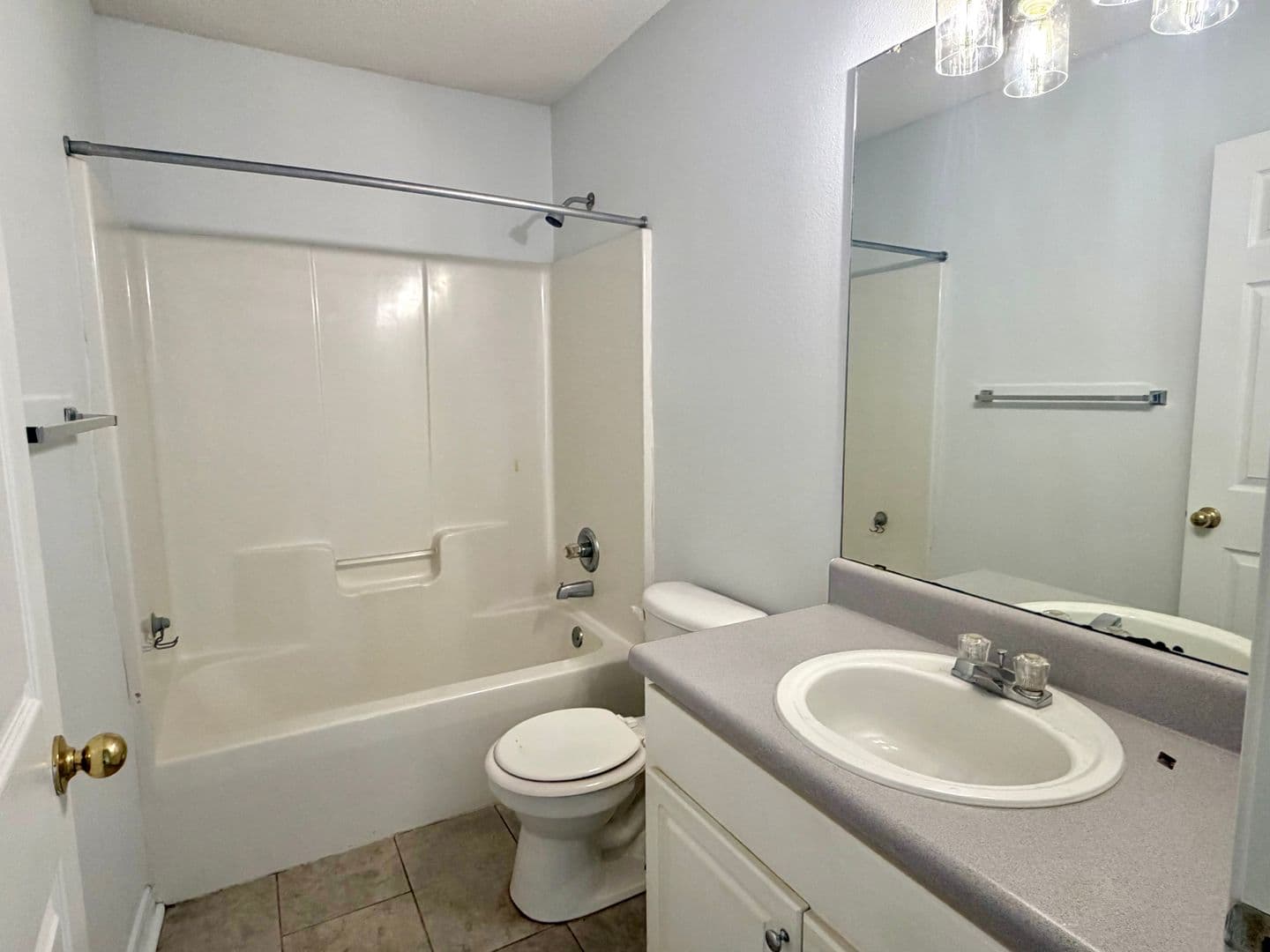 Milton House: 6052 Meursalt Rd