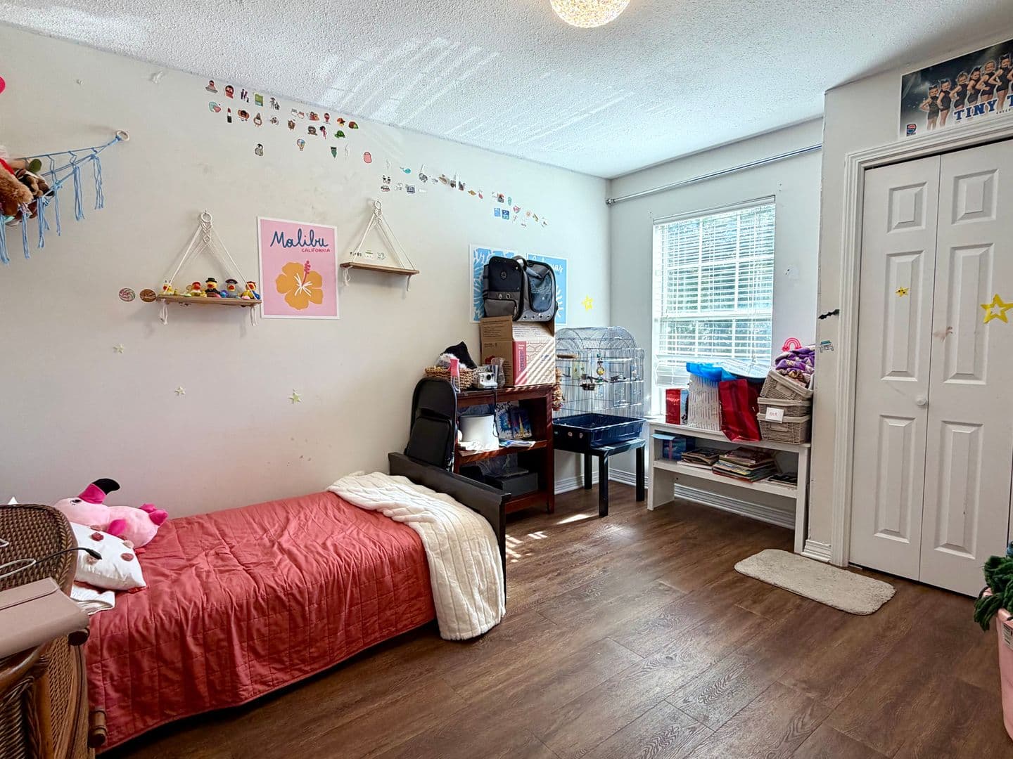 Pensacola House: 3110 Leesburg Square