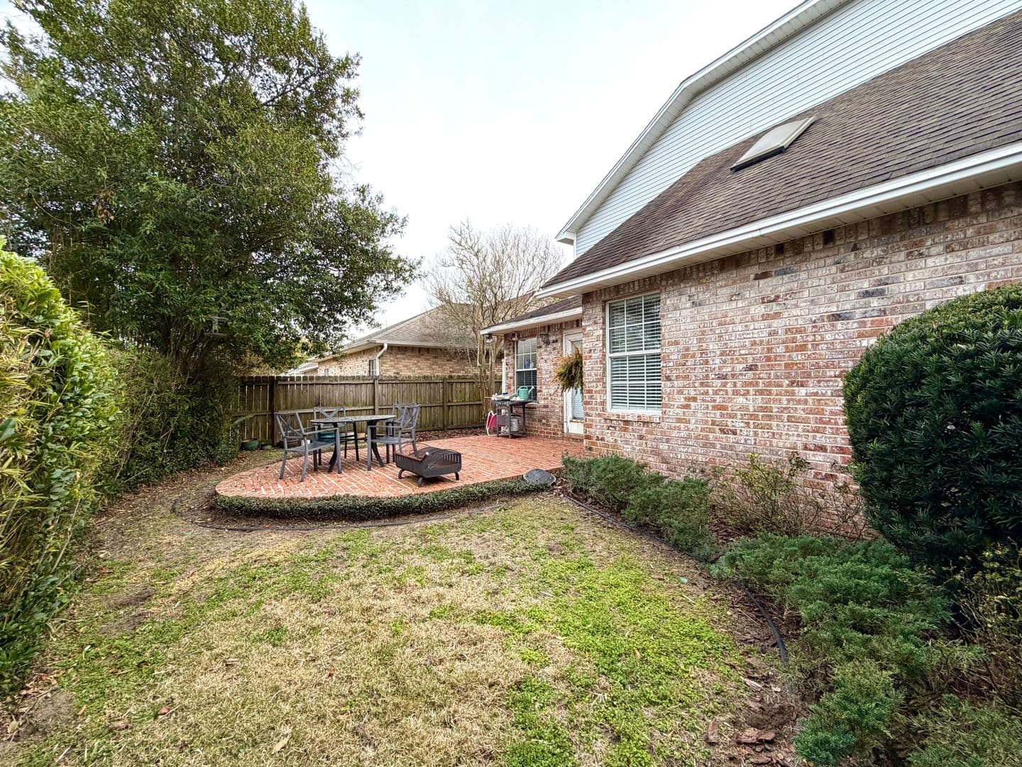 Pensacola House: 3110 Leesburg Square