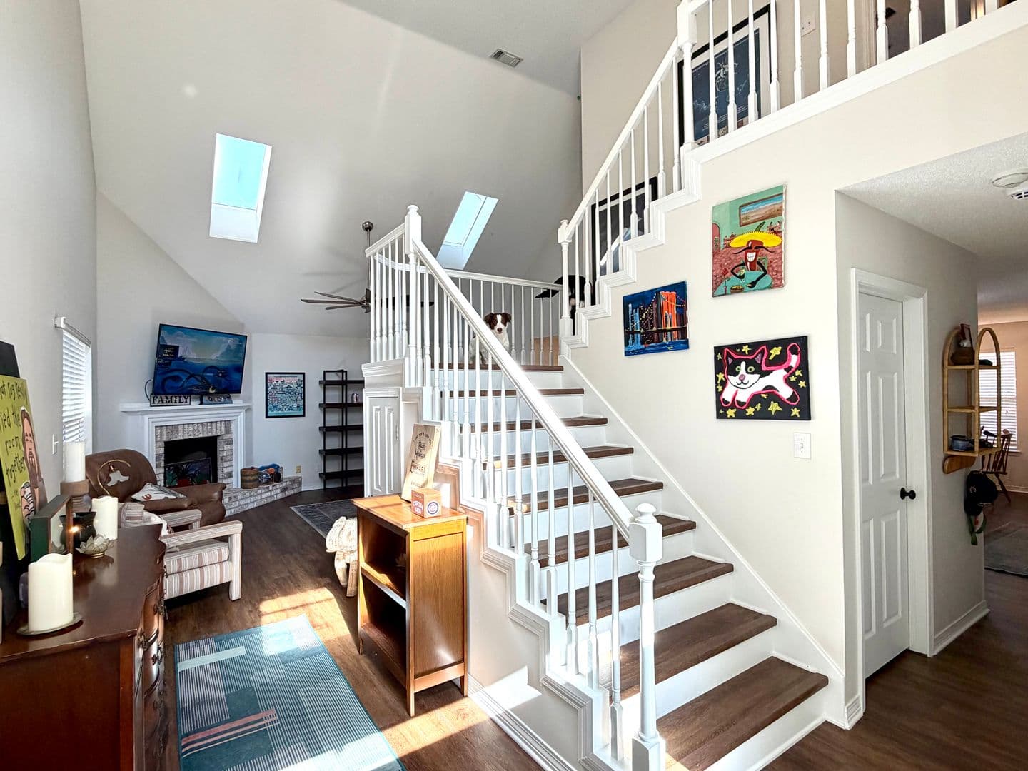 Pensacola House: 3110 Leesburg Square