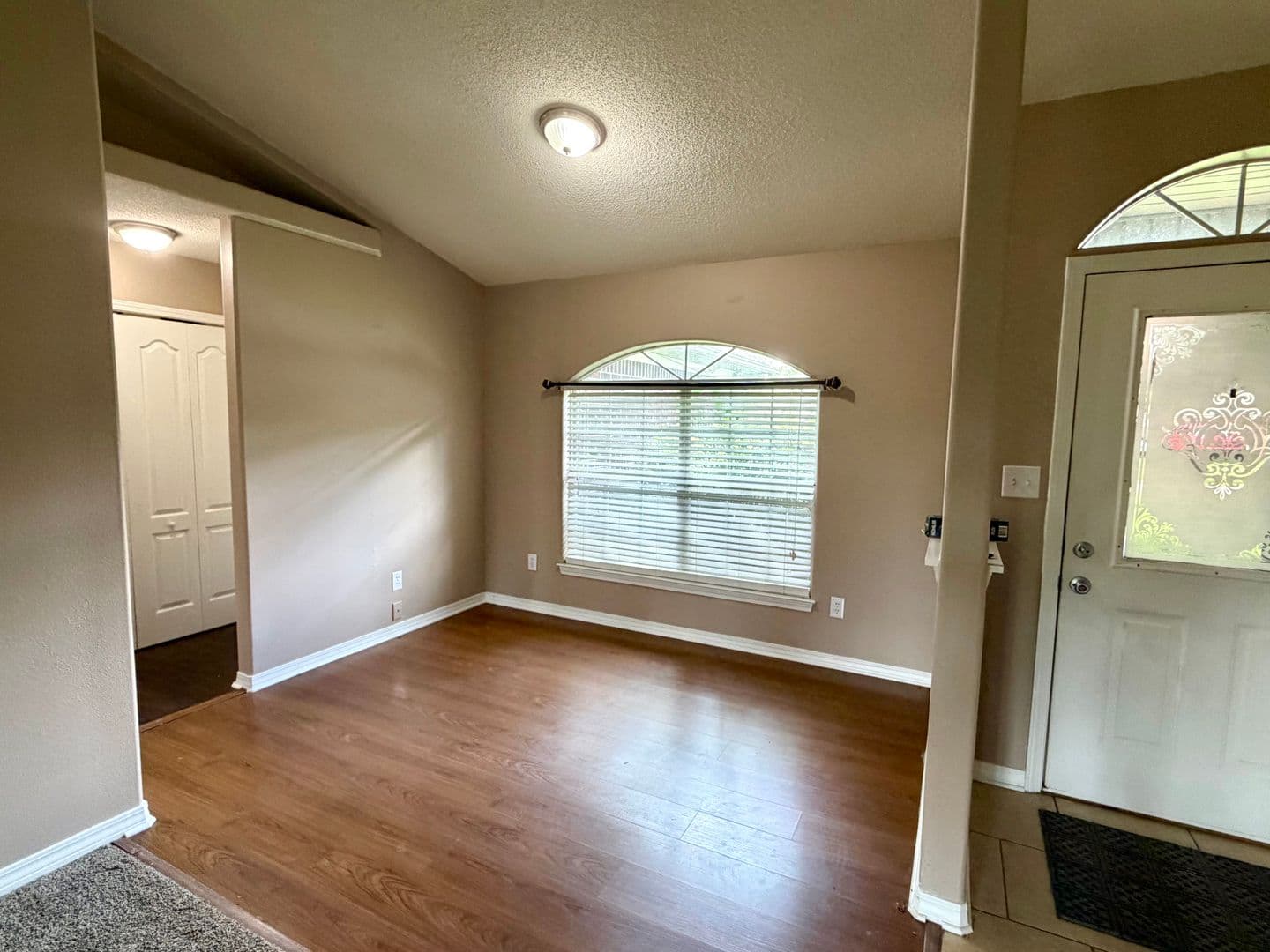 Pace House: 4316 Bayou Ridge