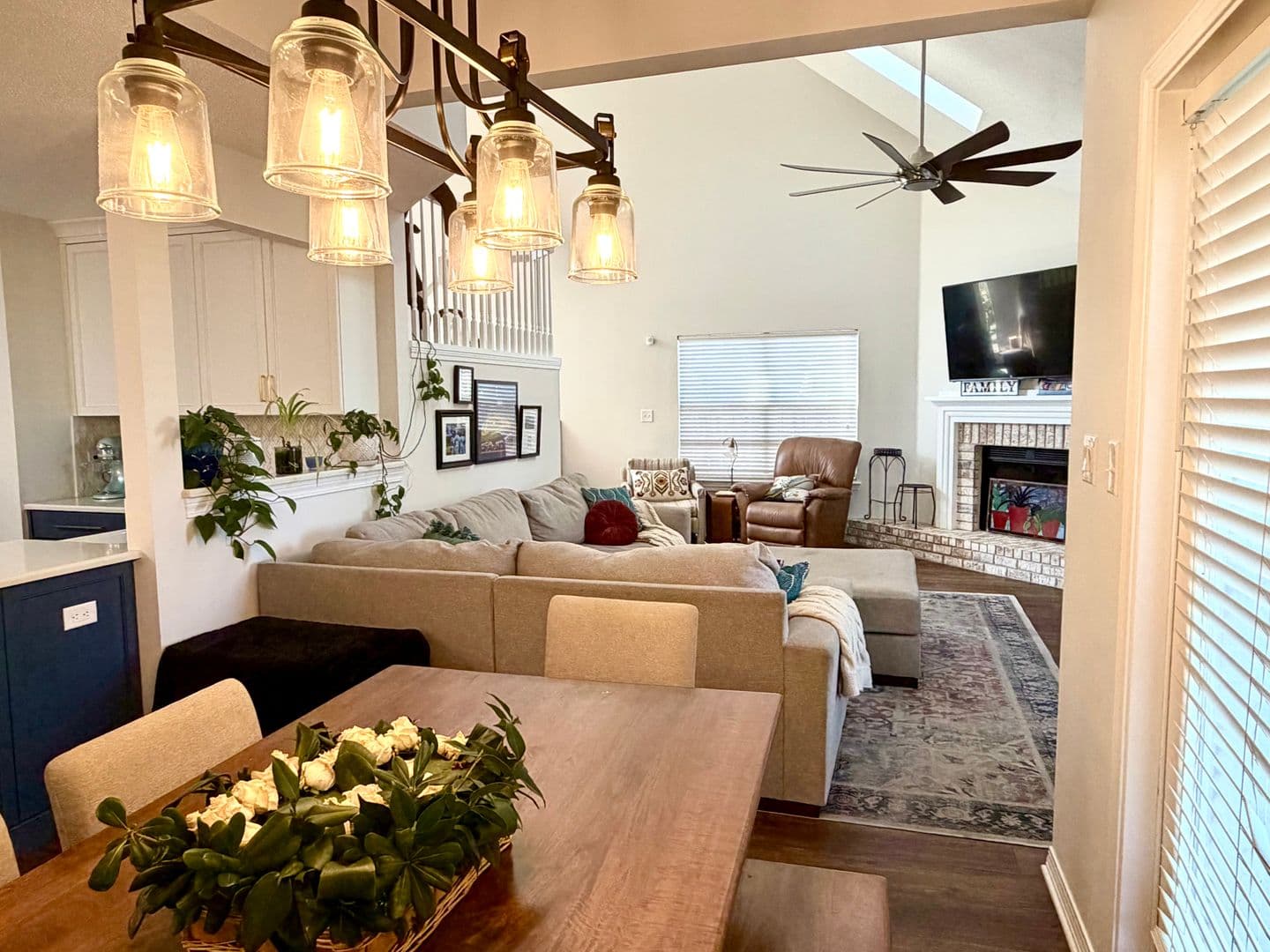 Pensacola House: 3110 Leesburg Square
