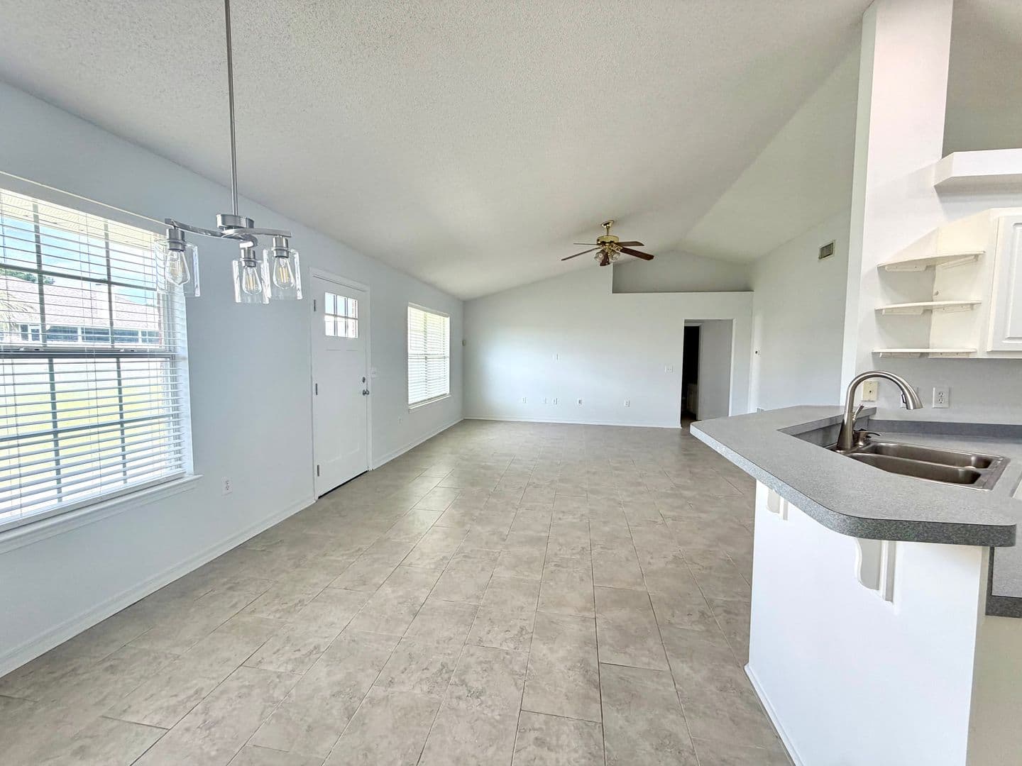 Milton House: 6052 Meursalt Rd