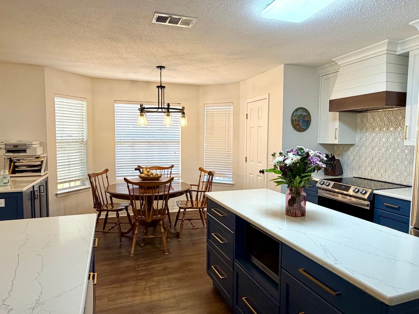 Pensacola House: 3110 Leesburg Square