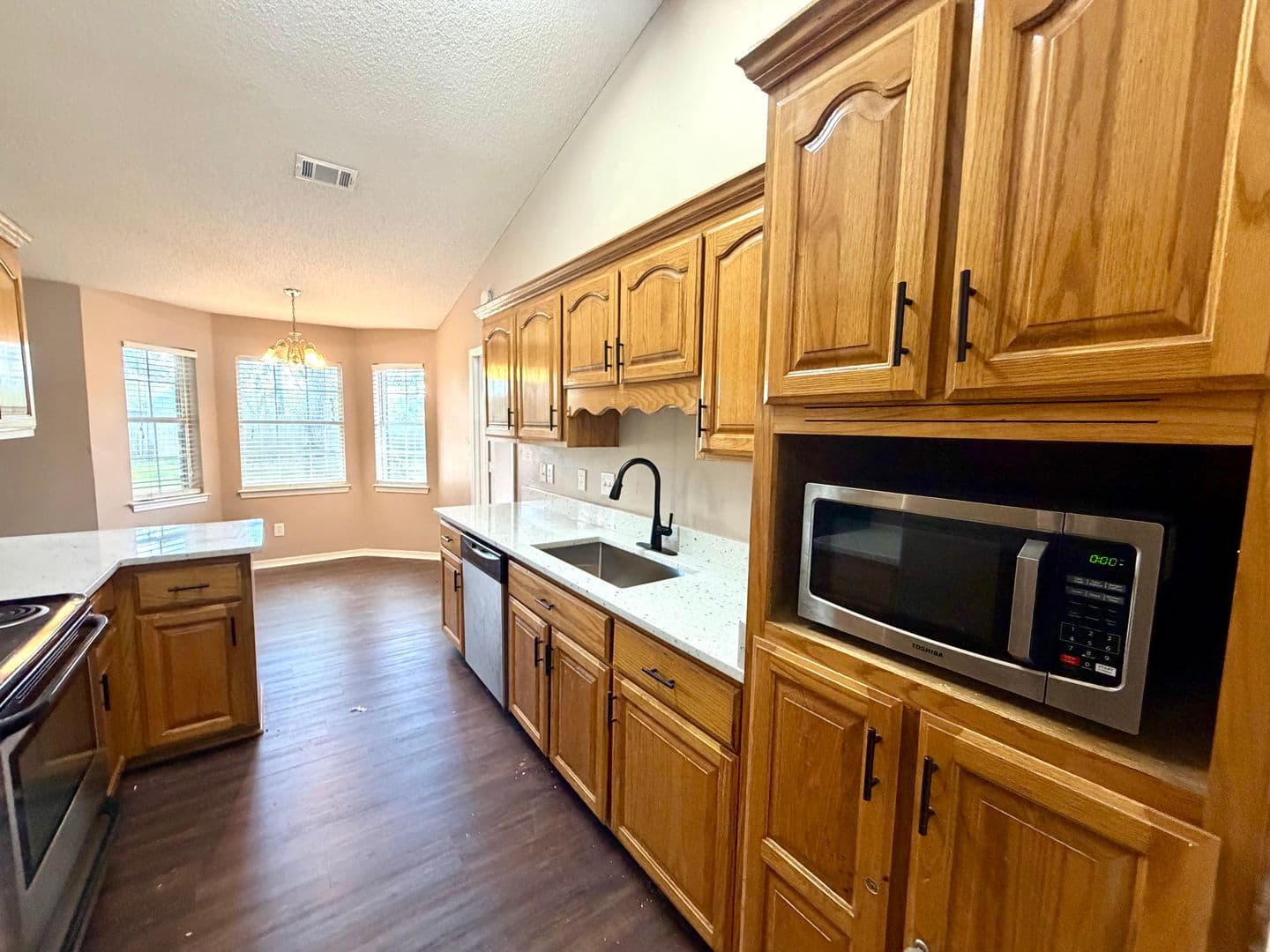 Pace House: 4316 Bayou Ridge
