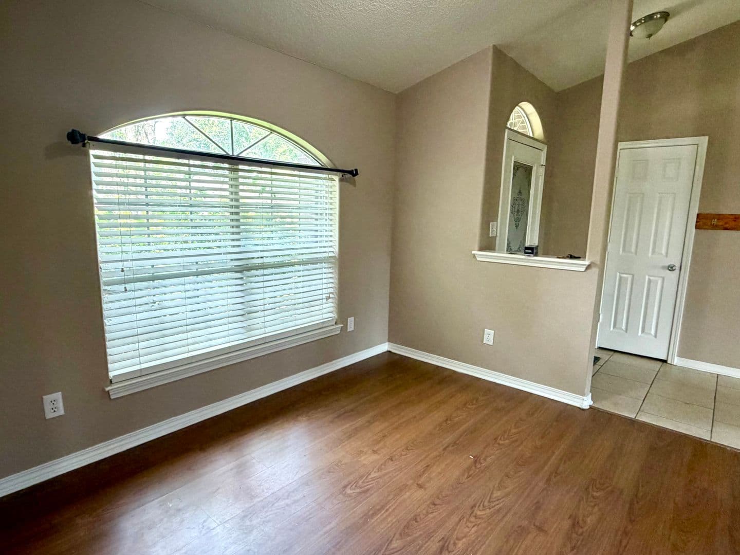 Pace House: 4316 Bayou Ridge