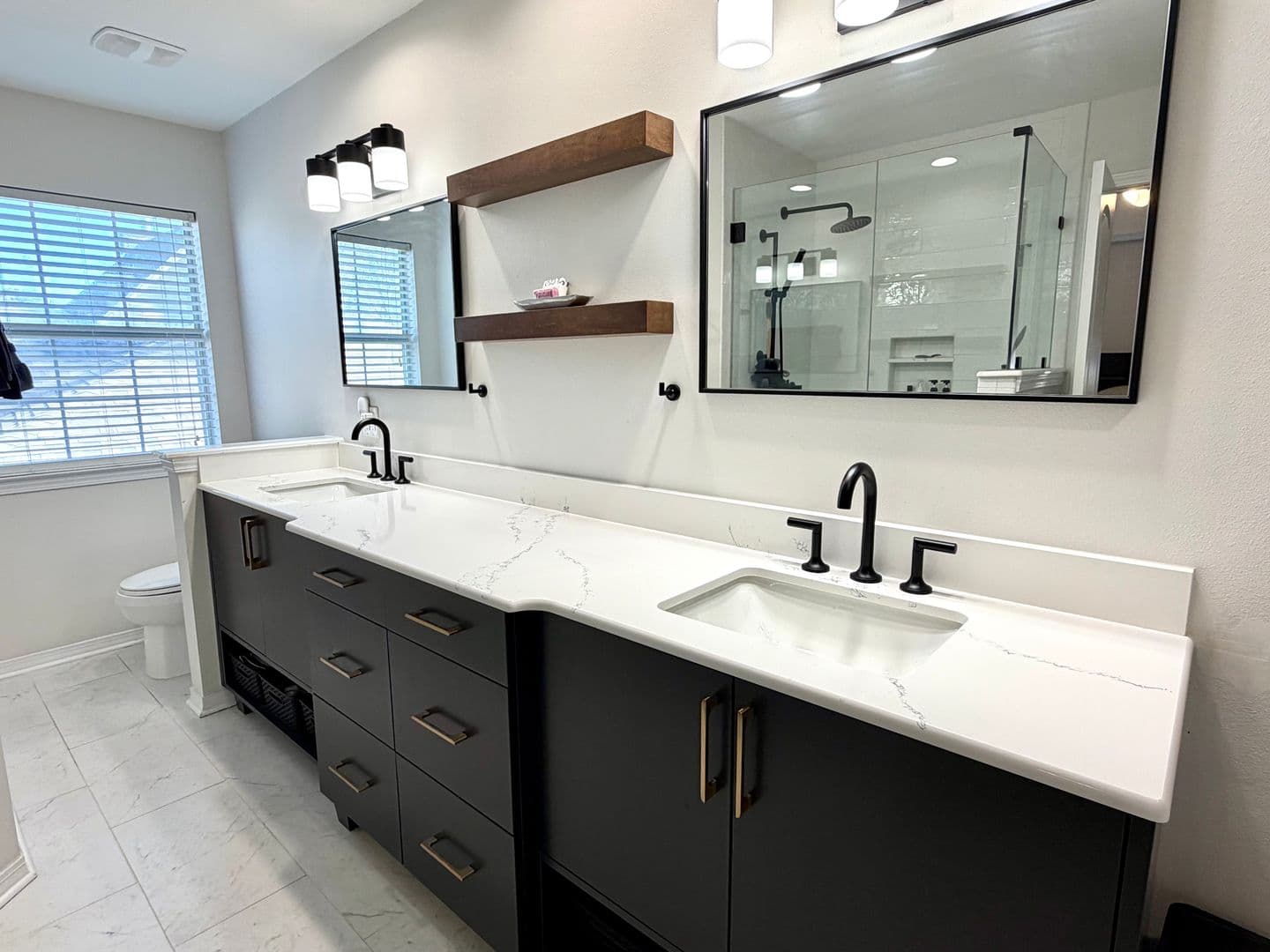 Pensacola House: 3110 Leesburg Square