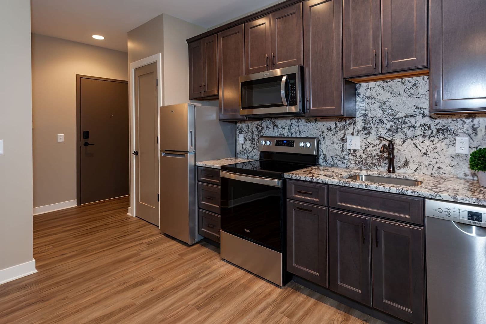 DeKalb Apartment: 2675 Sycamore Rd