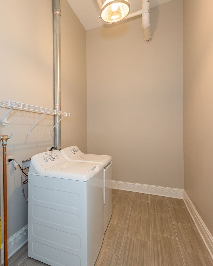 DeKalb Apartment: 110 N 2nd Street
