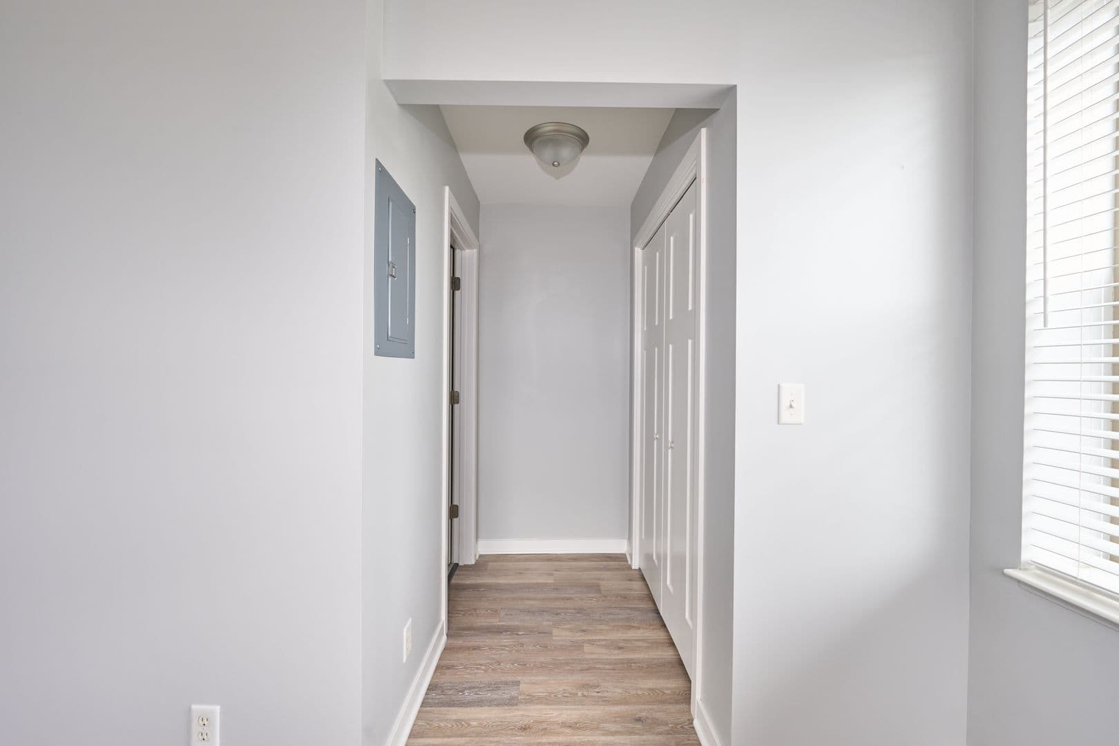 Sycamore Apartment: 355 W State Street