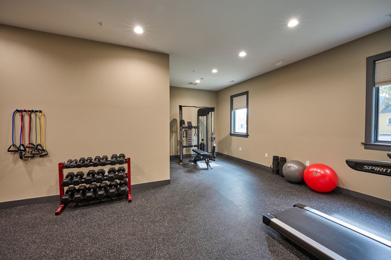 DeKalb Apartment: 200 S 4th St
