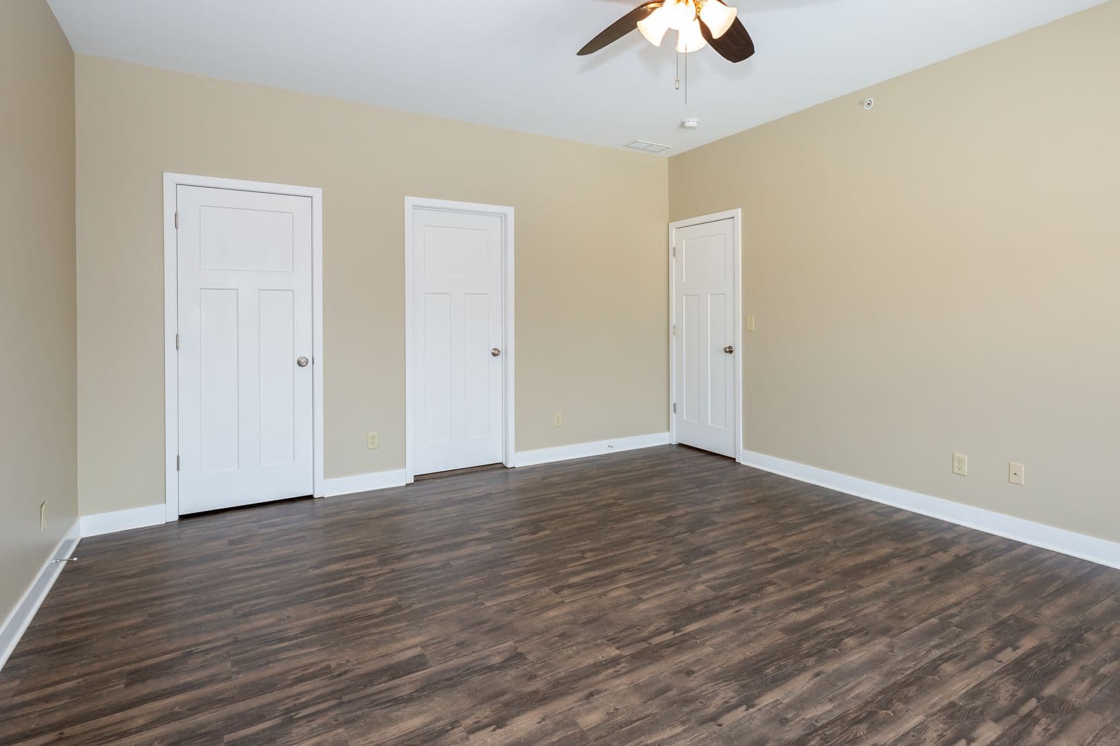DeKalb Apartment: 2179 Sycamore Road