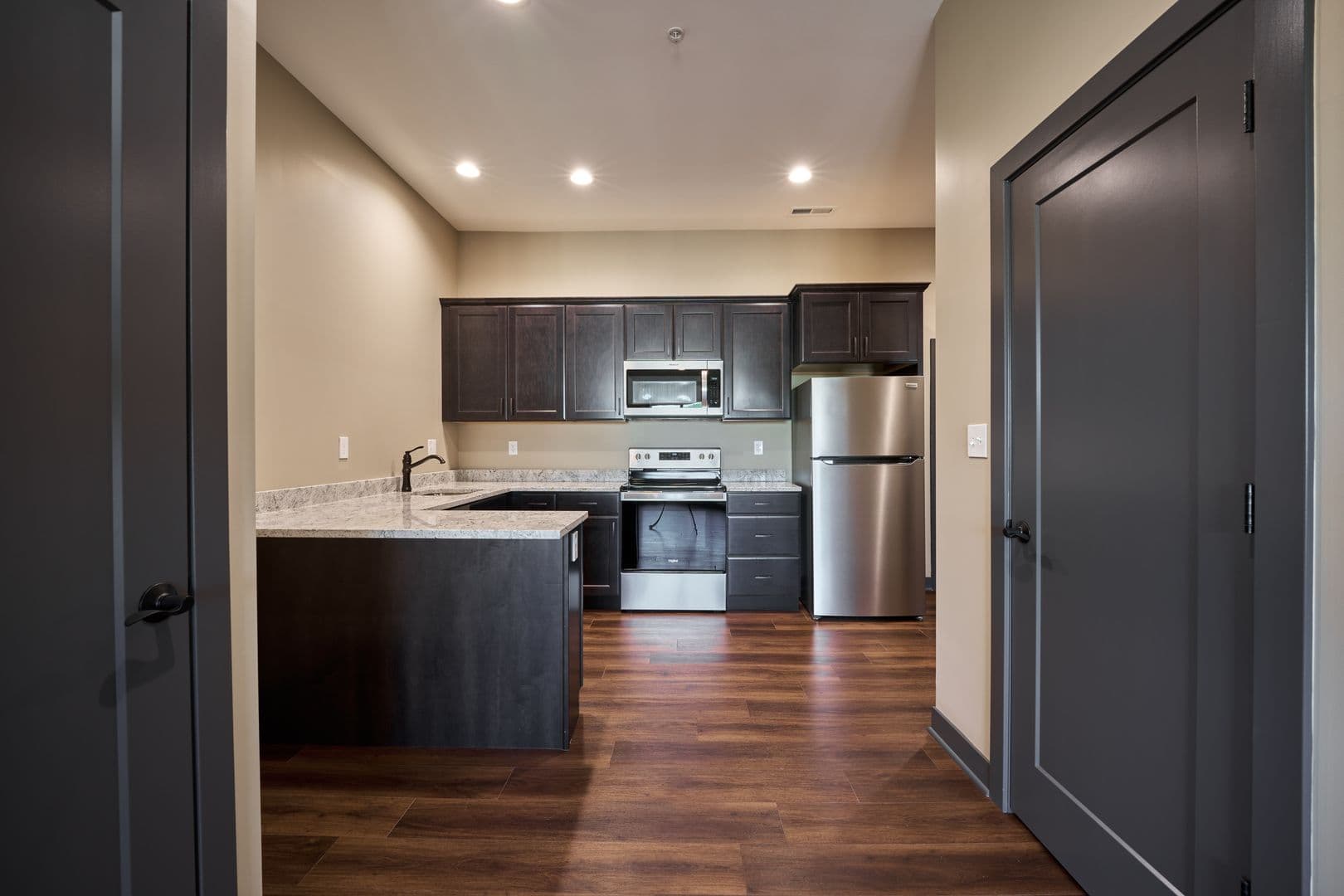 DeKalb Apartment: 200 S 4th St