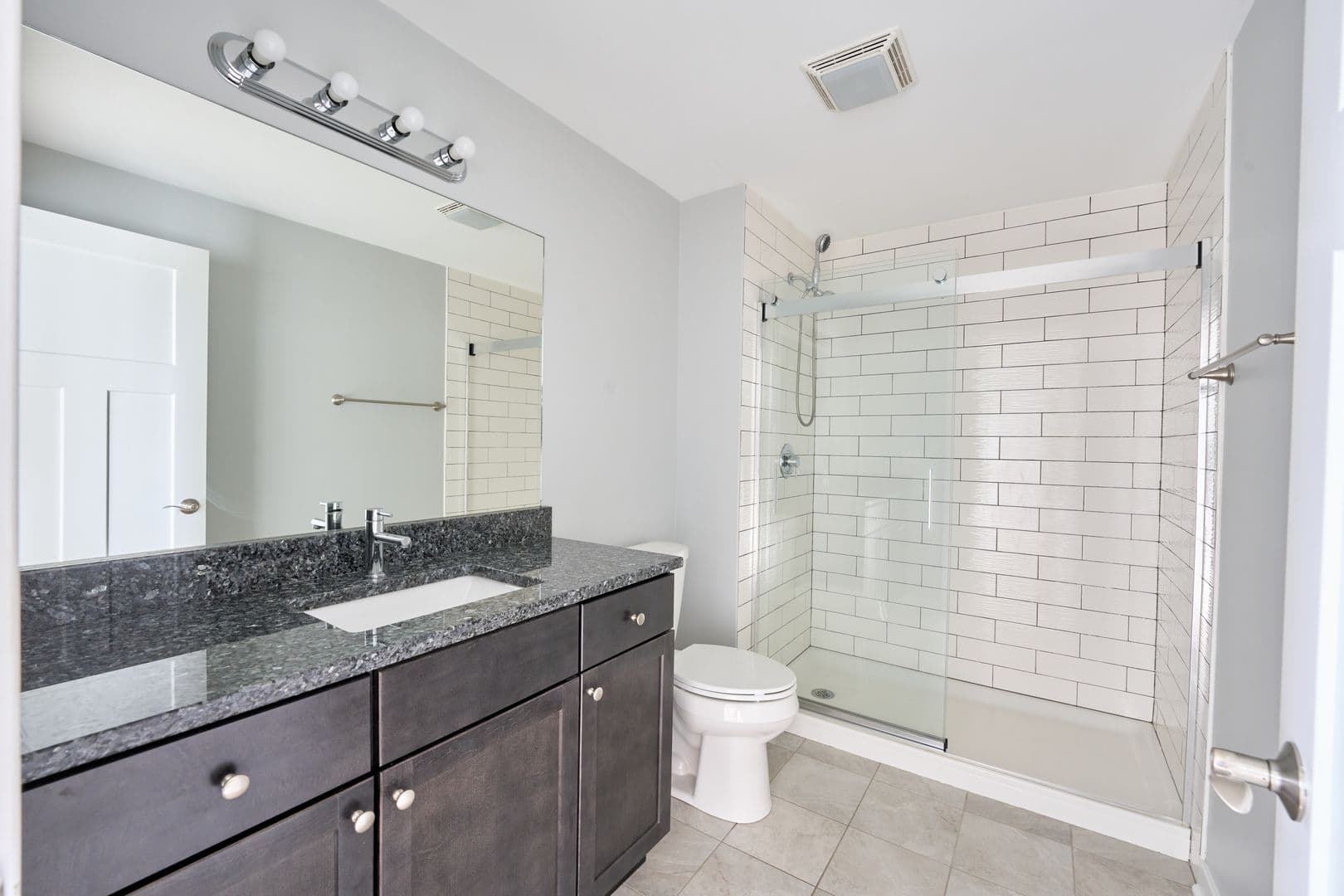 Sycamore Apartment: 355 W State Street