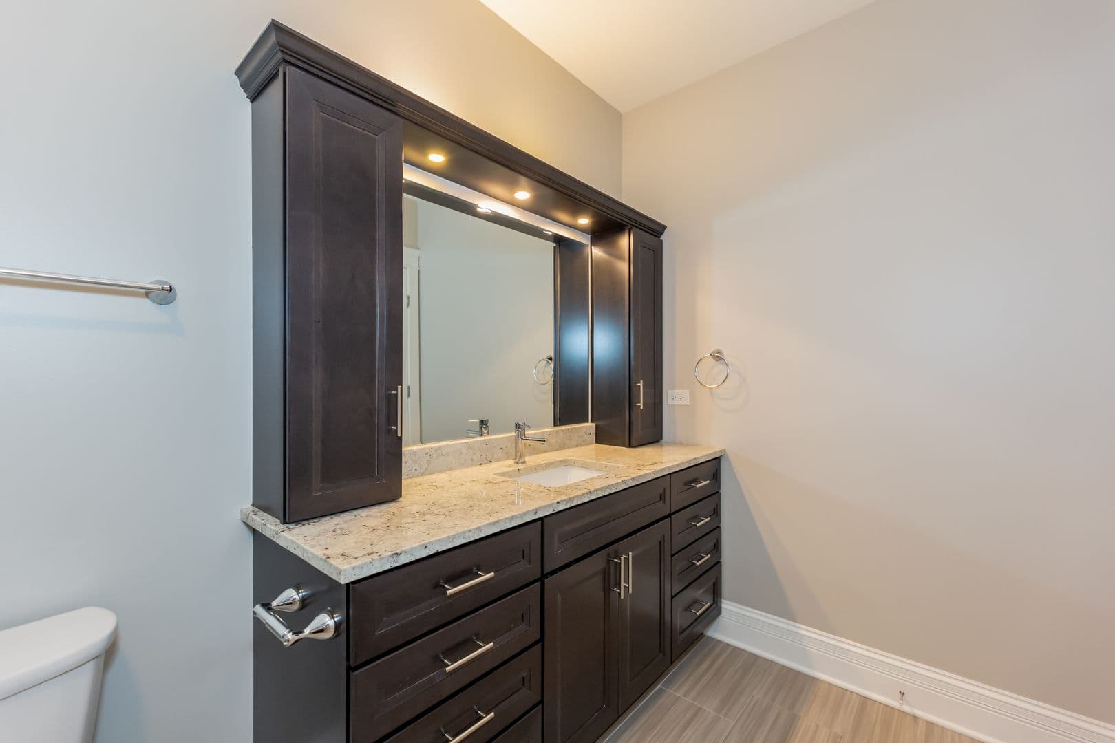 DeKalb Apartment: 110 N 2nd Street