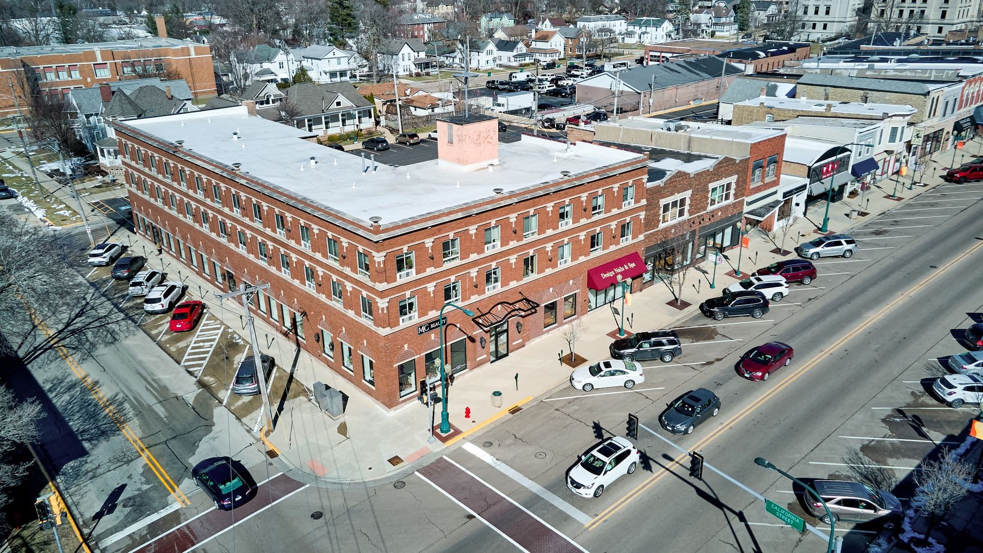 Sycamore Apartment: 355 W State Street