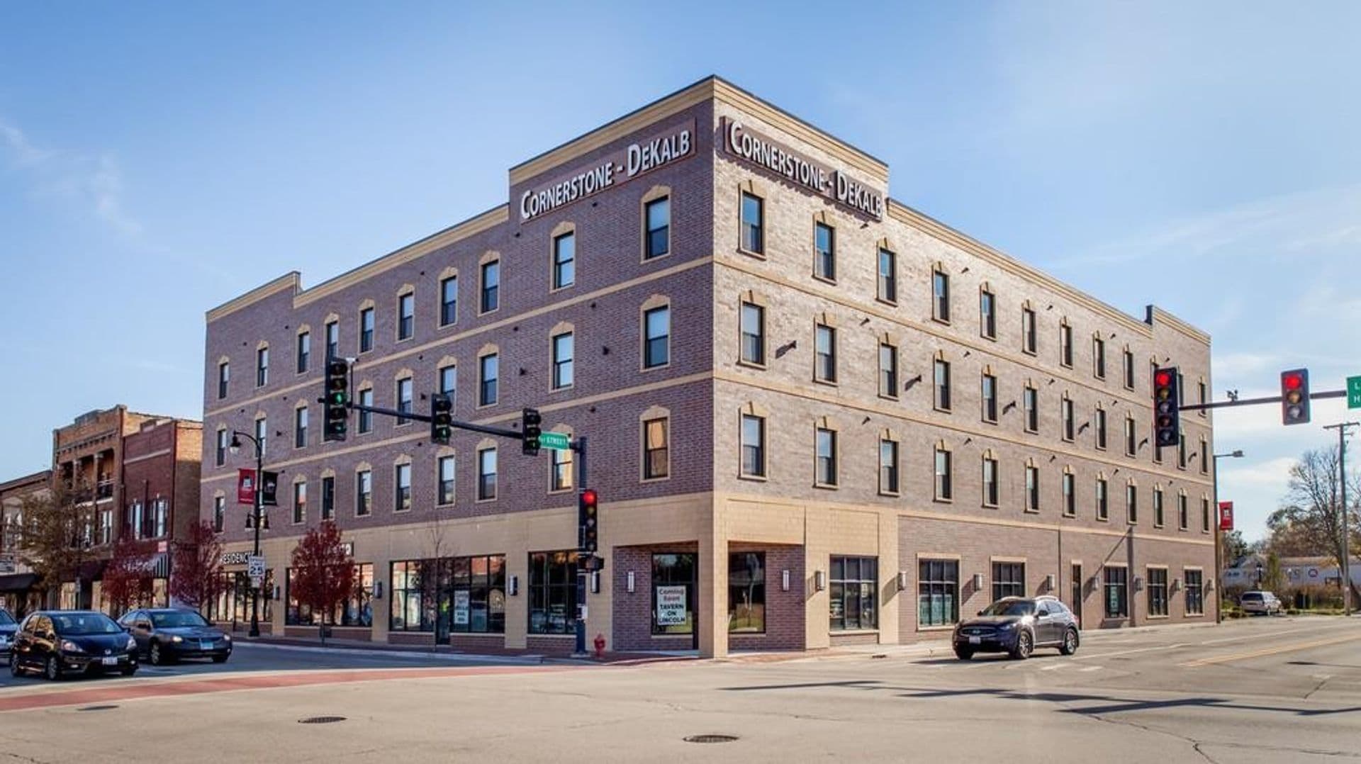 DeKalb Apartment: 124 E Lincoln Highway