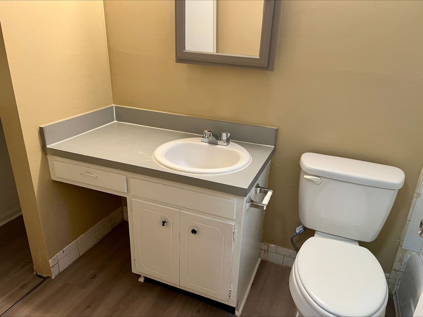 Louisville Apartment: 2007 Terril Lane