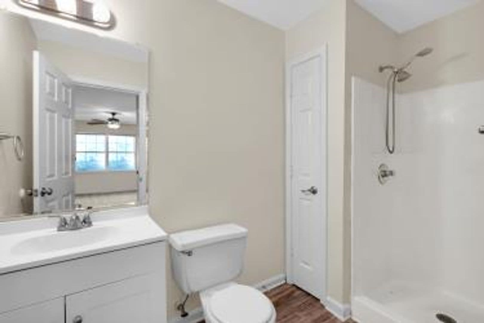 New Albany Apartment: 1821 - 1839 Scott Road