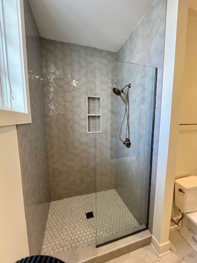 Louisville Apartment: 1810 Sils Avenue