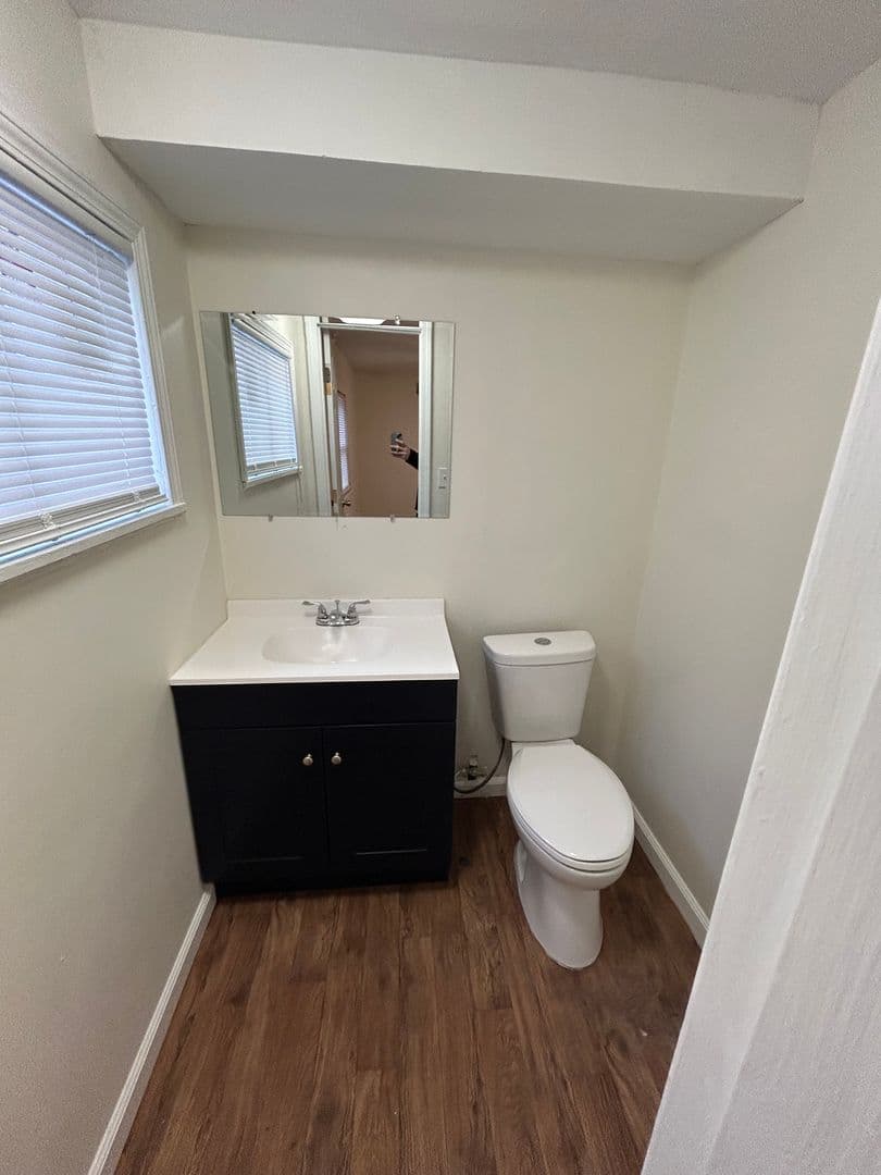 Louisville Apartment: 2007 Terril Lane