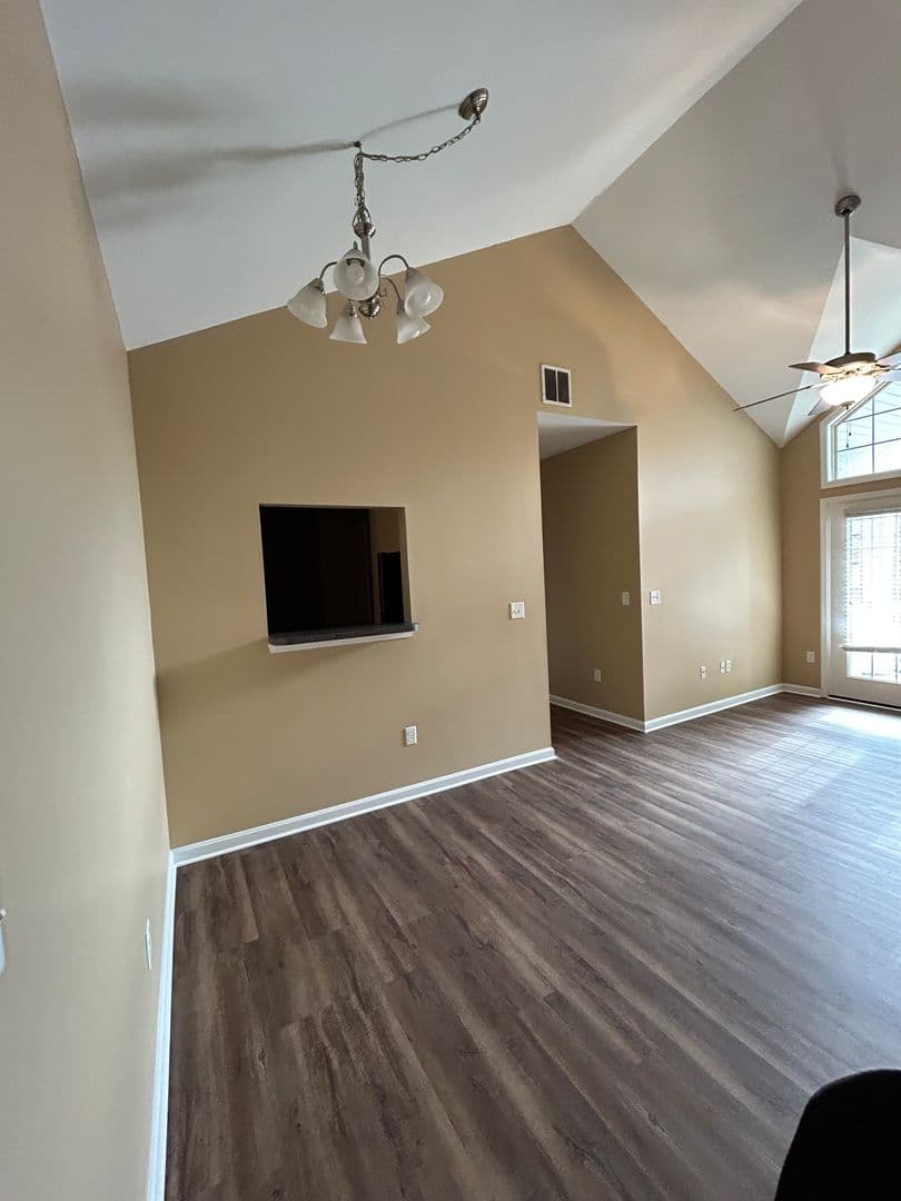 Louisville Apartment: 4500-4510 Westport Woods Lane
