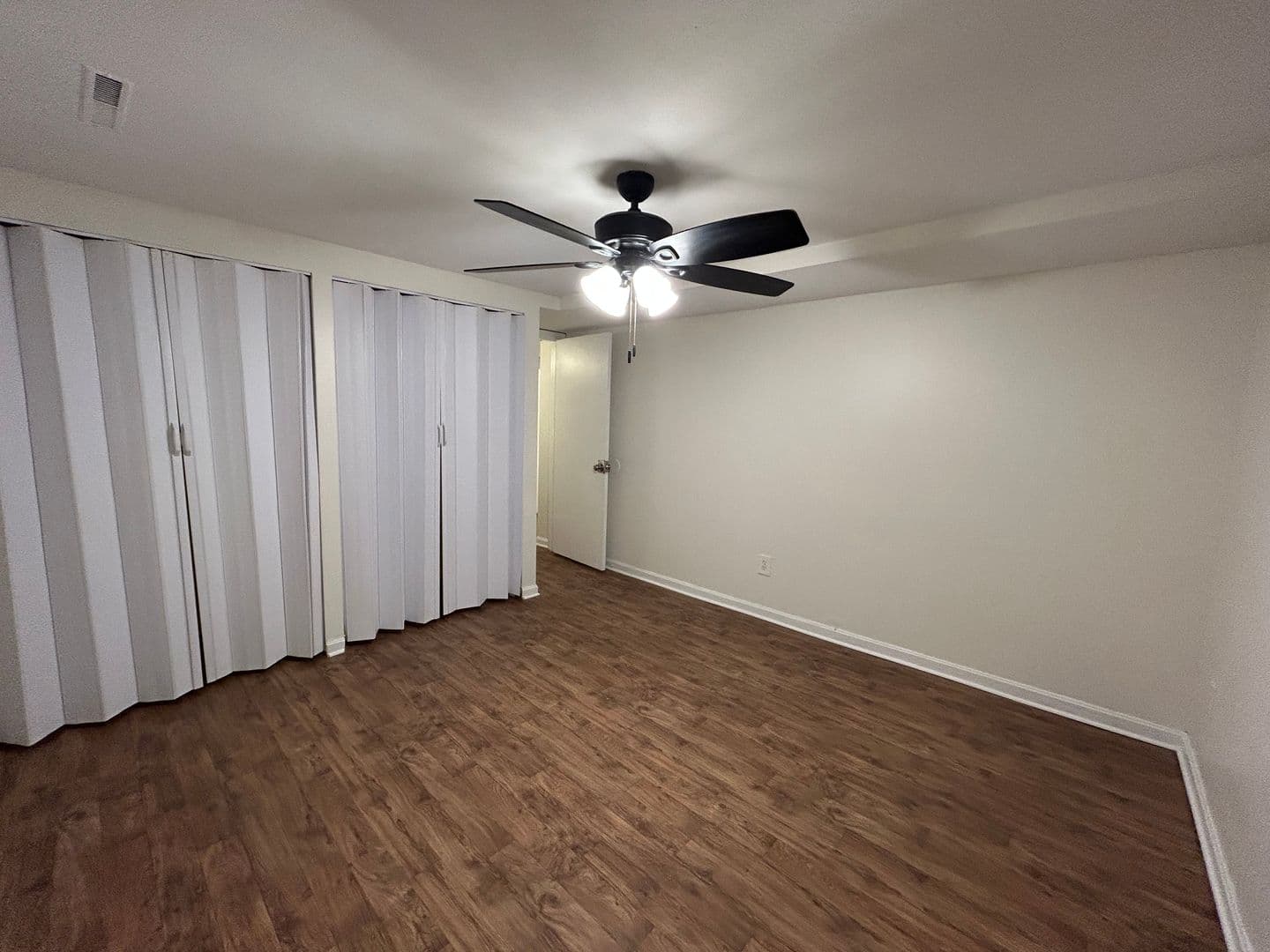 Louisville Apartment: 2007 Terril Lane