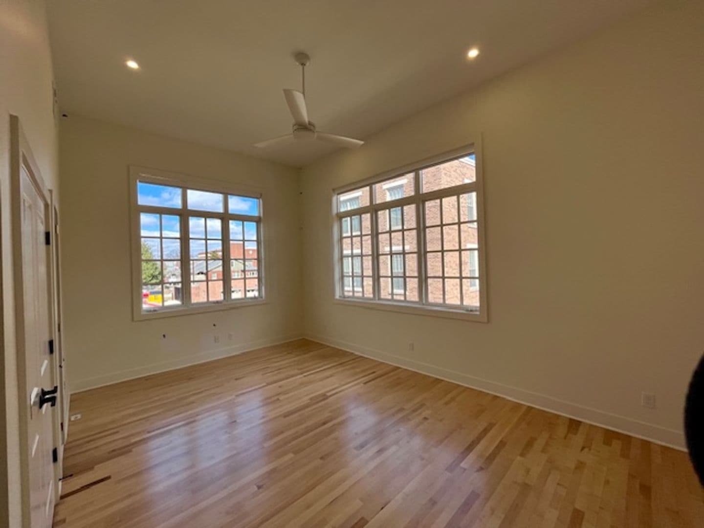 Louisville Apartment: 1810 Sils Avenue