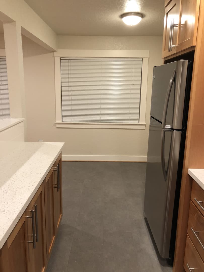 Portland Apartment: 3931 N Juneau Street