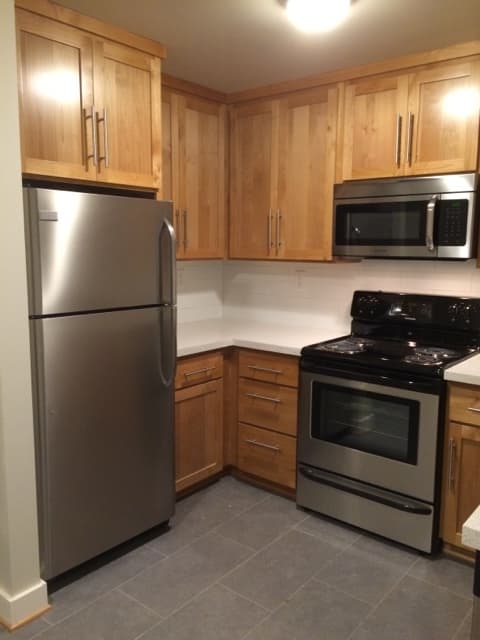 Portland Apartment: 7515 N Westanna