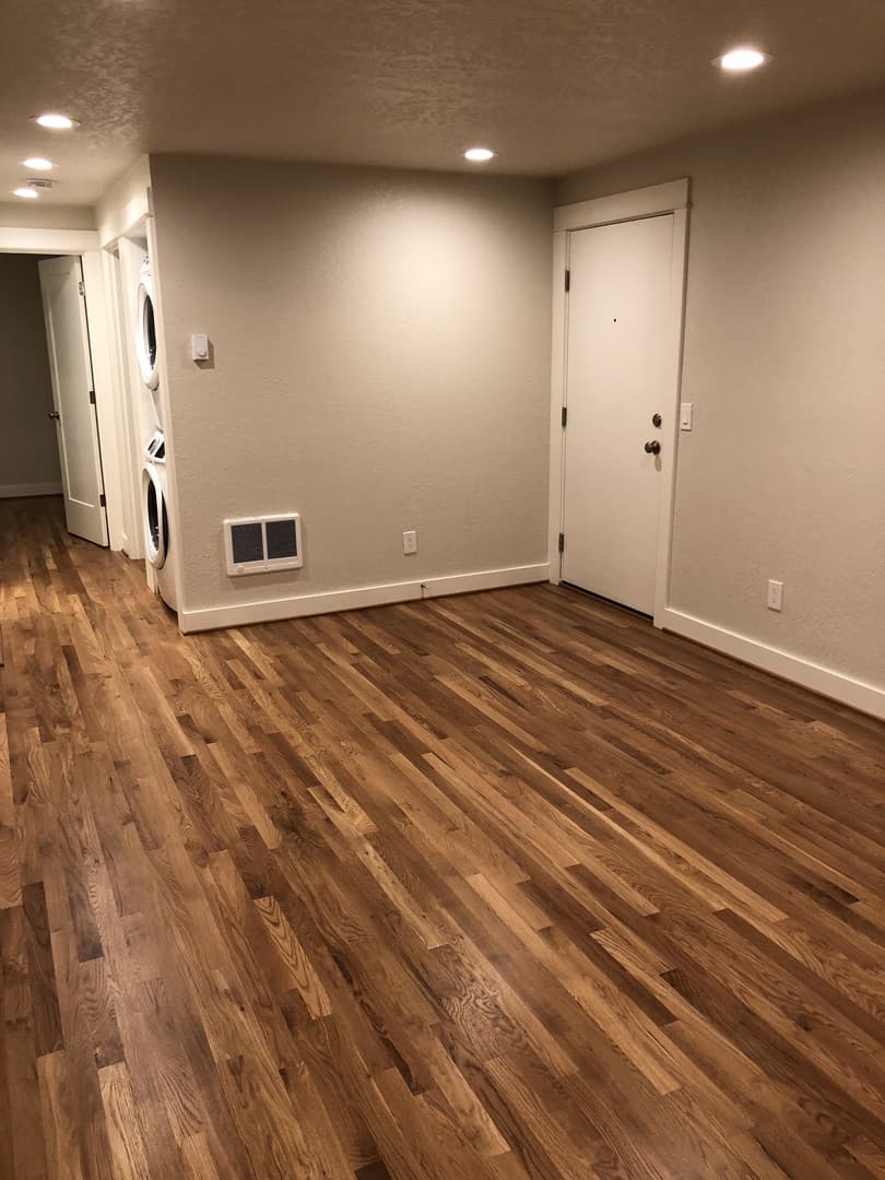 Portland Apartment: 3931 N Juneau Street