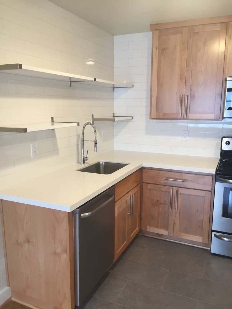 Portland Apartment: 7511 North Berkeley