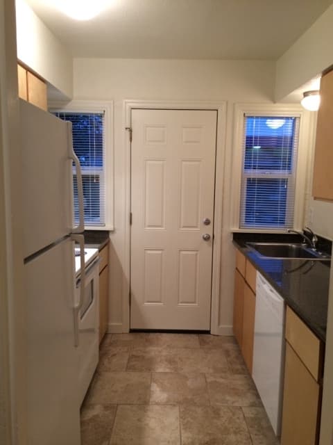 Portland Apartment: 6535 N Greeley # 2