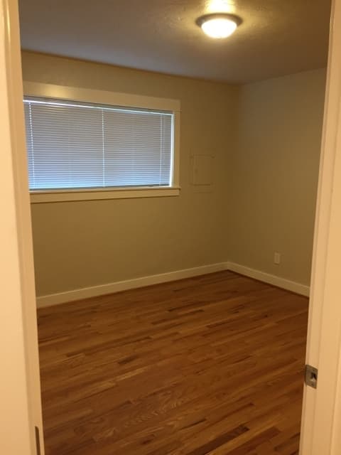 Portland Apartment: 7515 N Westanna