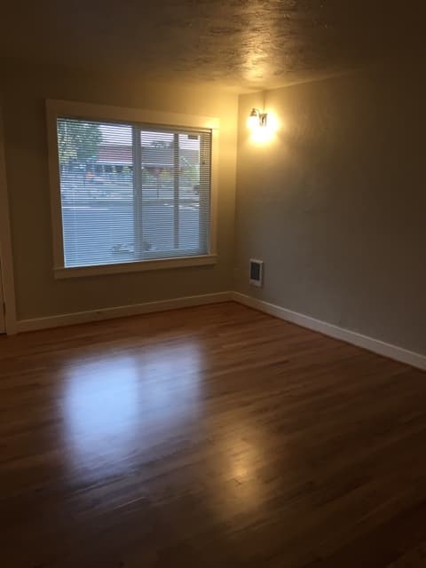 Portland Apartment: 7515 N Westanna