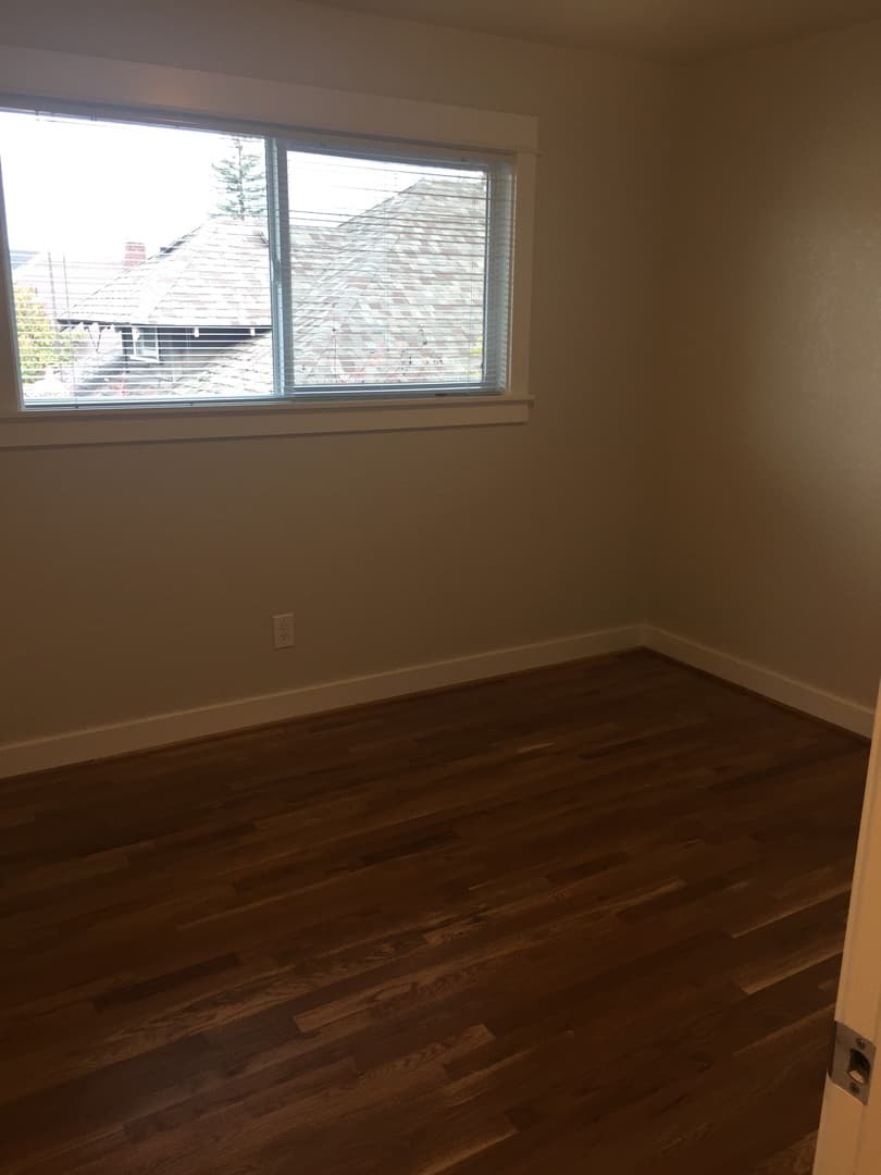 Portland Apartment: 7511 North Berkeley